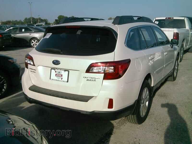 2017 Subaru Outback - VIN: 4S4BSAACXH3315816 - Фото 2