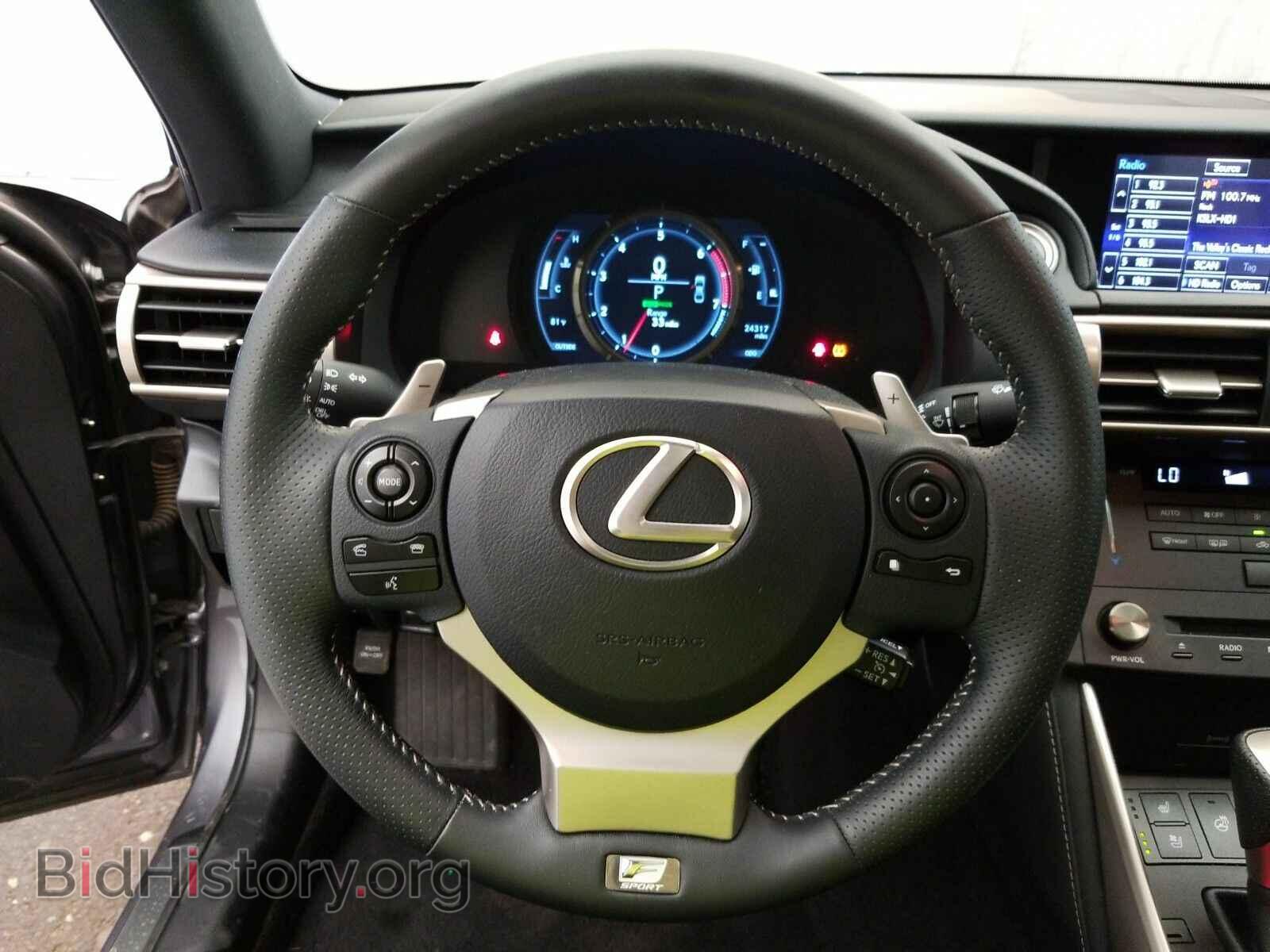 2016 Lexus IS 200t - VIN: JTHBA1D29G5005572 - Фото 10