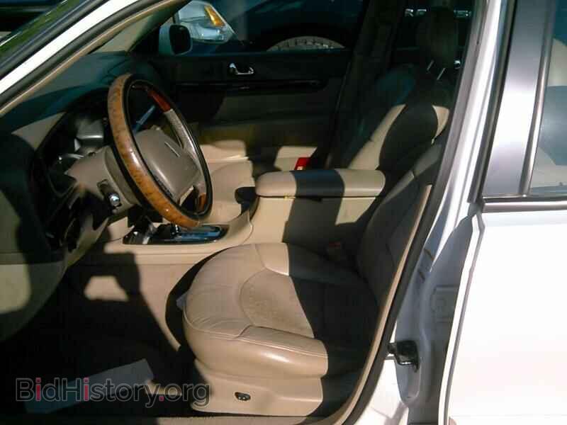 2002 Lincoln Continental - VIN: 1LNHM97V02Y693908 - Photo 3