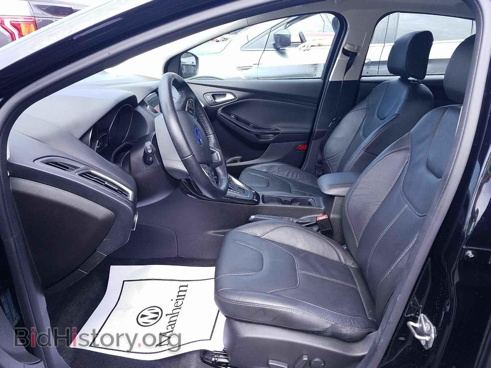2016 Ford Focus - VIN: 1FADP3N29GL248271 - Photo 3