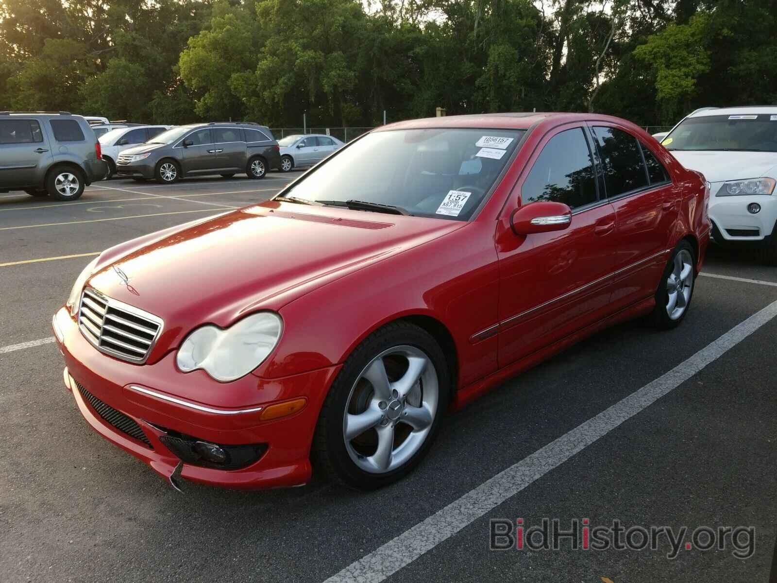 Photo WDBRF52H16F789401 - Mercedes-Benz C-Class 2006