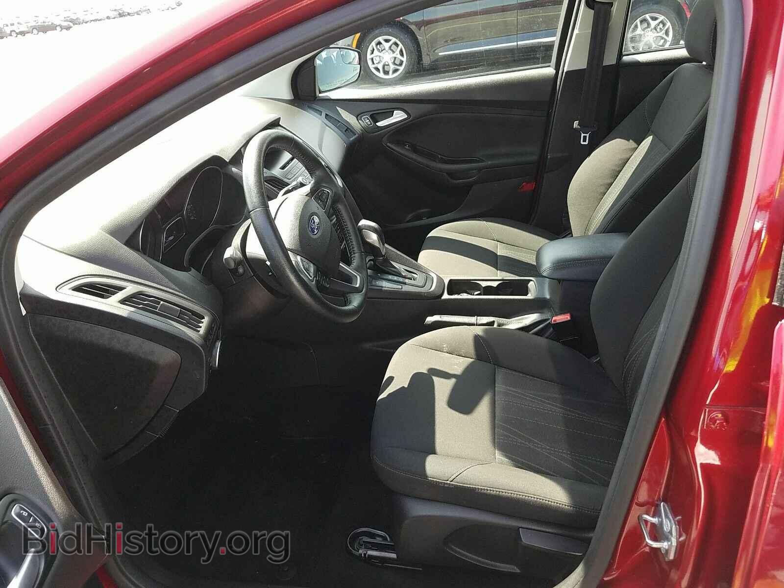 2016 Ford Focus - VIN: 1FADP3F20GL215836 - Photo 3