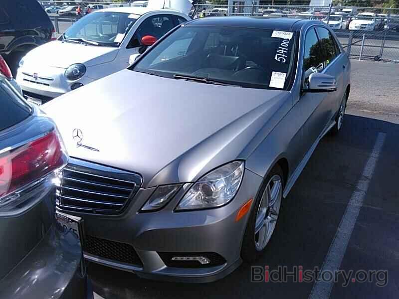 Photo WDDHF5GB4BA326523 - Mercedes-Benz E-Class 2011