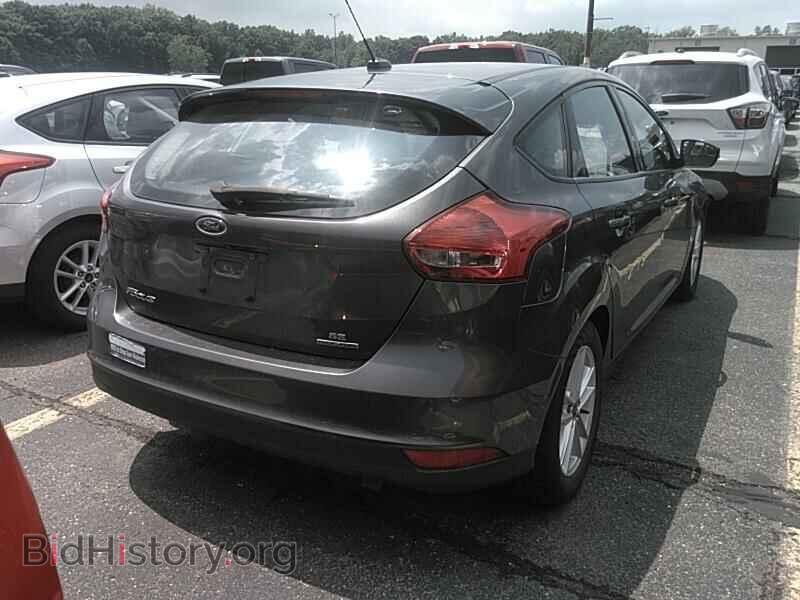 2016 Ford Focus - VIN: 1FADP3K24GL252068 - Фото 2