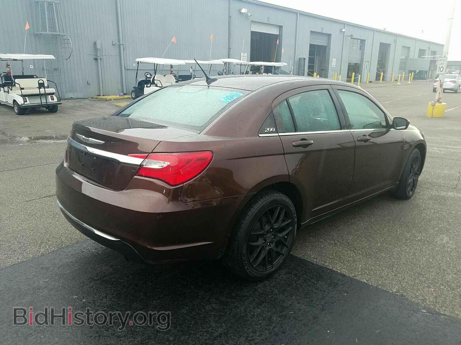 2012 Chrysler 200 - VIN: 1C3CCBBB8CN211327 - Фото 2