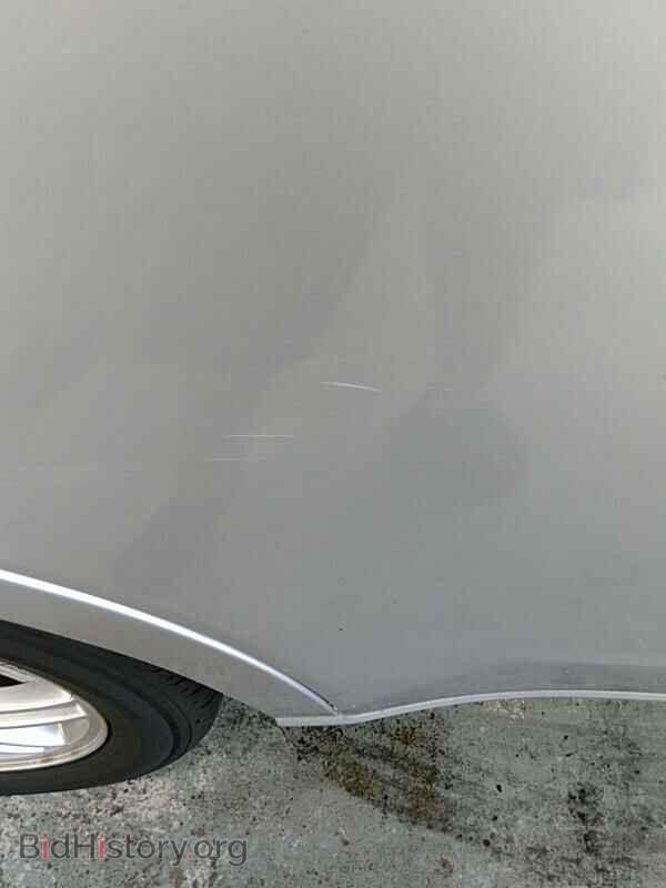 2010 Ford Focus - VIN: 1FAHP3FN0AW115768 - Фото 8