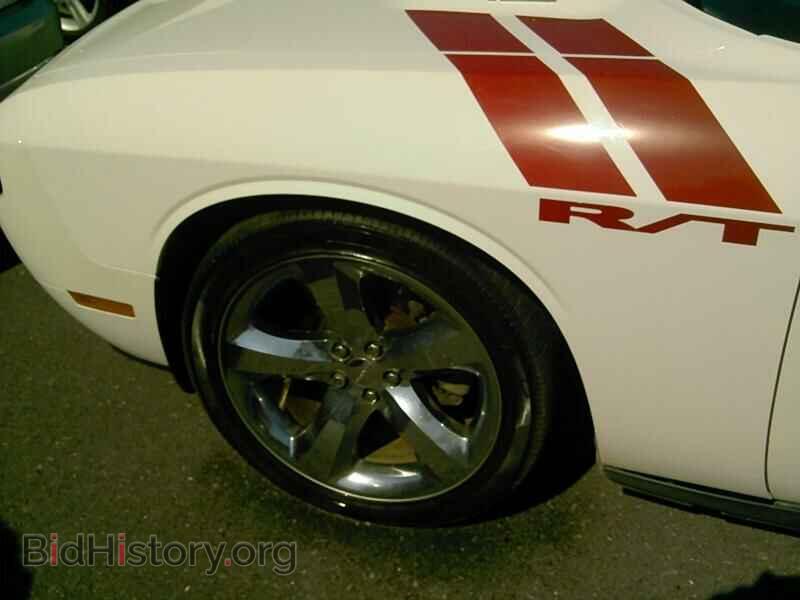 2012 Dodge Challenger - VIN: 2C3CDYBTXCH186447 - Photo 9