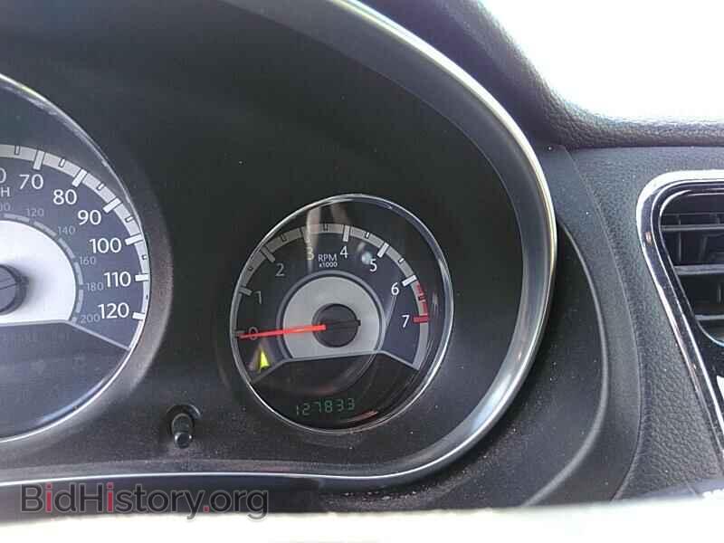 2014 Chrysler 200 - VIN: 1C3CCBAB4EN210566 - Фото 5