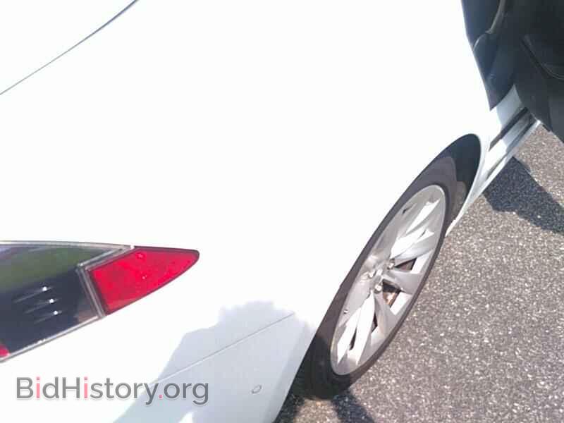 2016 Tesla Model S - VIN: 5YJSA1E20GF141734 - Фото 9