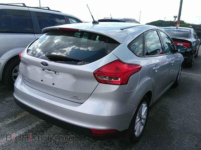 2015 Ford Focus - VIN: 1FADP3K22FL233159 - Фото 2