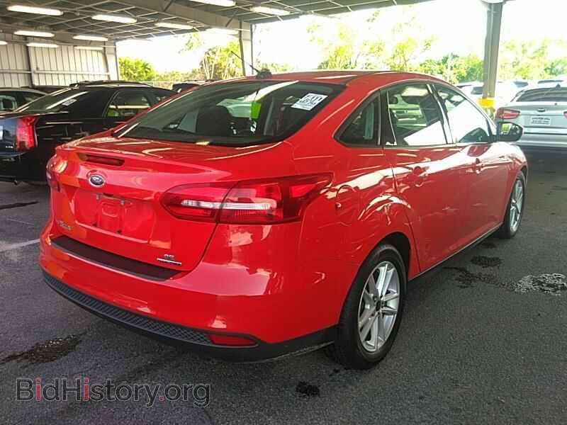 2015 Ford Focus - VIN: 1FADP3F2XFL328918 - Фото 2