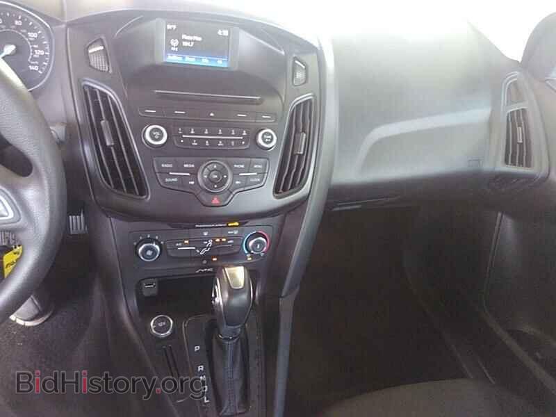 2015 Ford Focus - VIN: 1FADP3F2XFL328918 - Фото 4