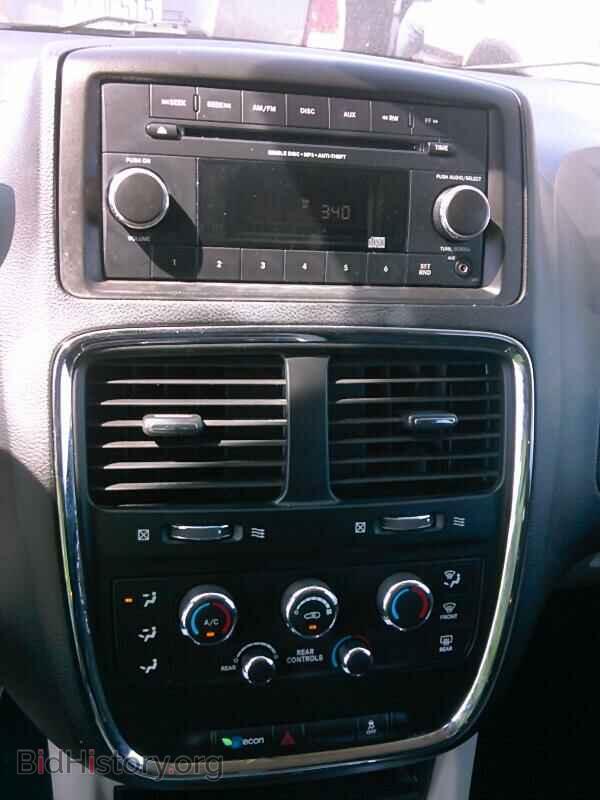 2013 Dodge Grand Caravan - VIN: 2C4RDGCG8DR738511 - Фото 4