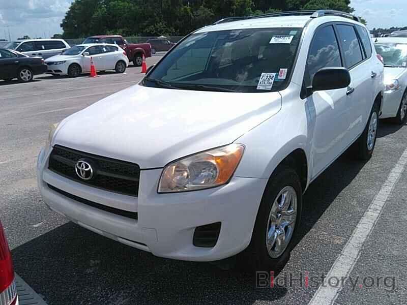 Photo 2T3ZF4DV2AW052035 - Toyota RAV4 2010