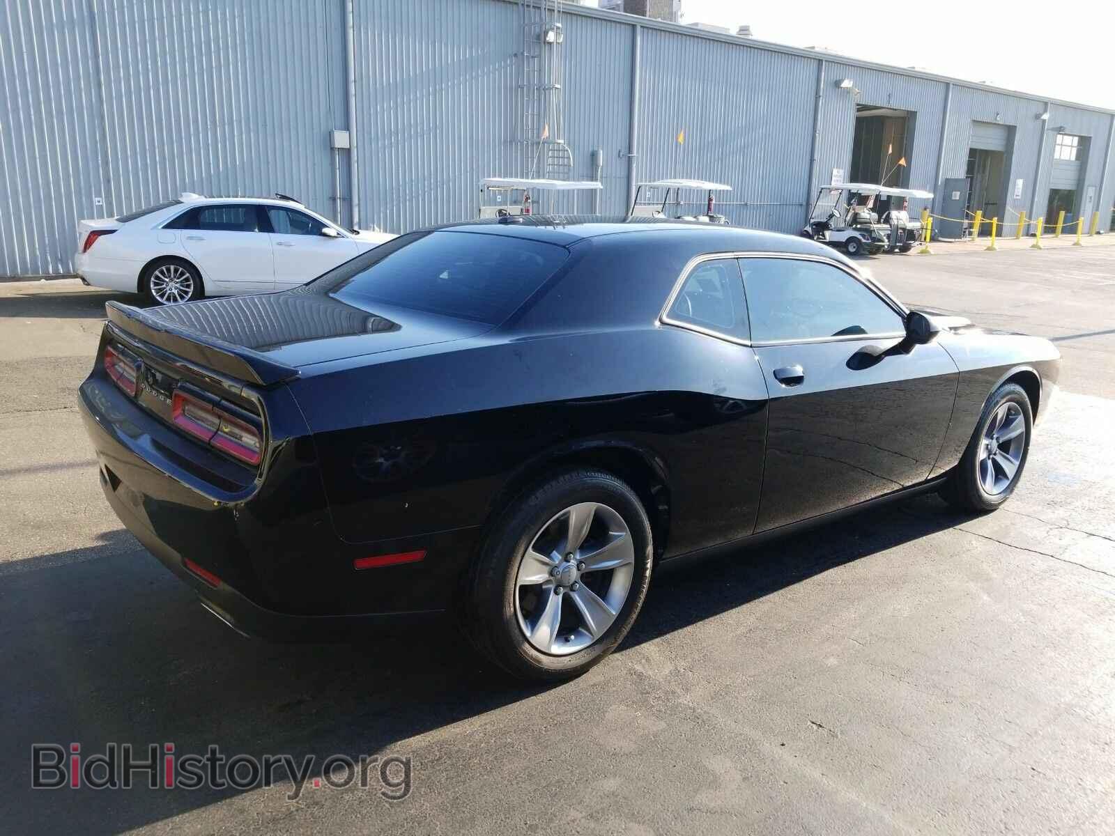 2017 Dodge Challenger - VIN: 2C3CDZAGXHH592729 - Фото 2