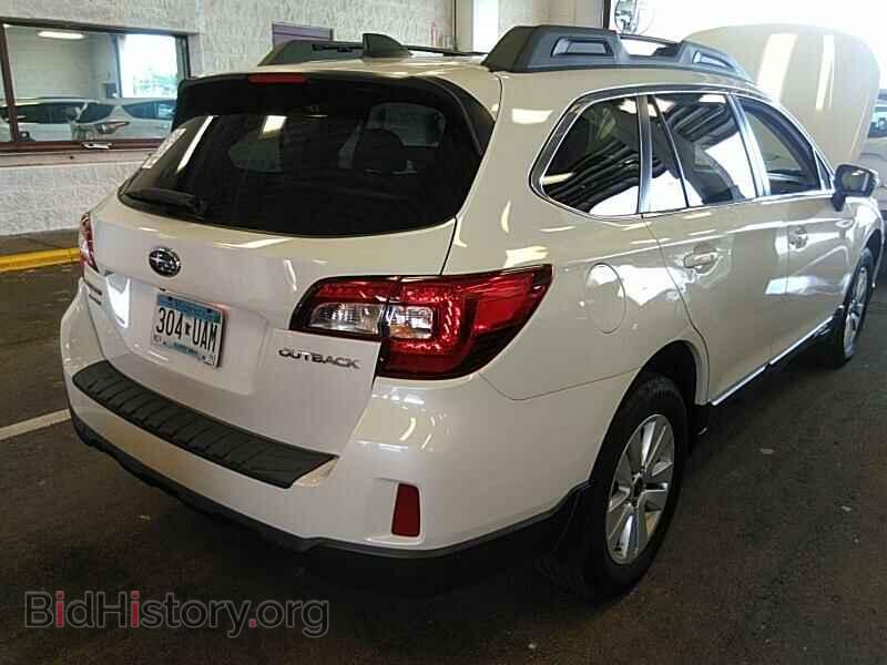 2016 Subaru Outback - VIN: 4S4BSBFC0G3252884 - Фото 2