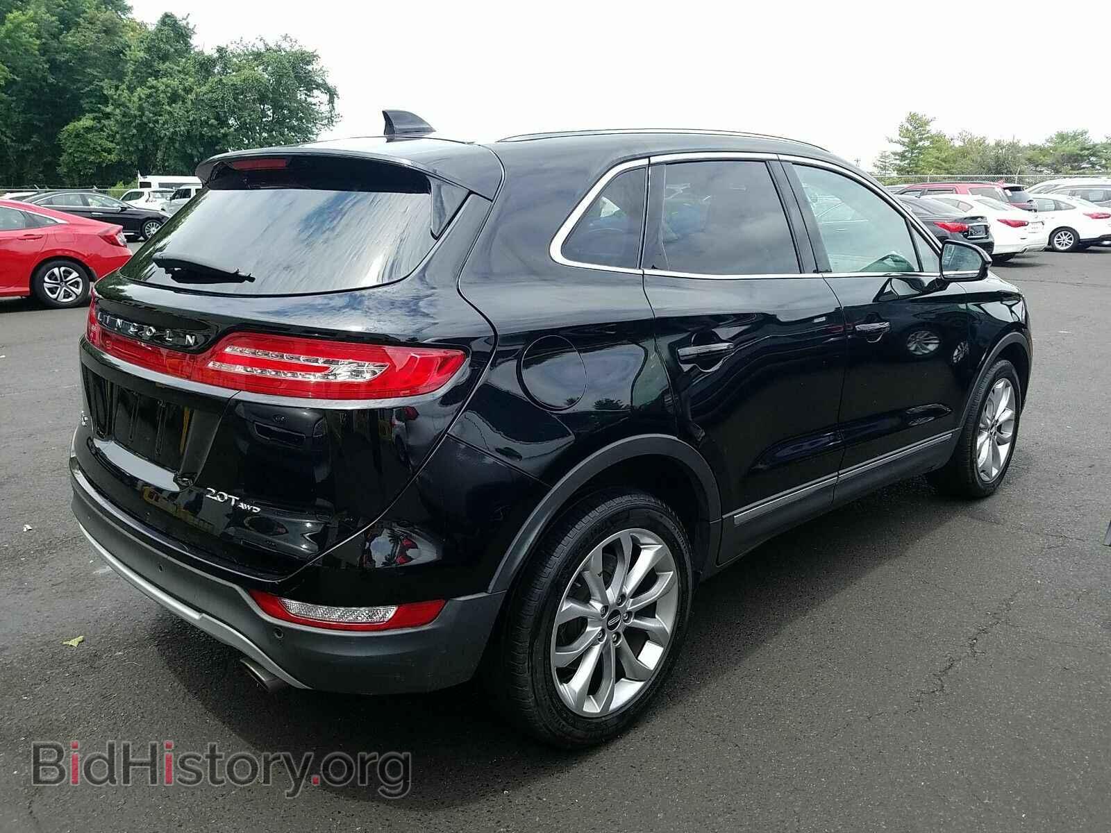 2017 Lincoln MKC - VIN: 5LMCJ2D97HUL01814 - Фото 2