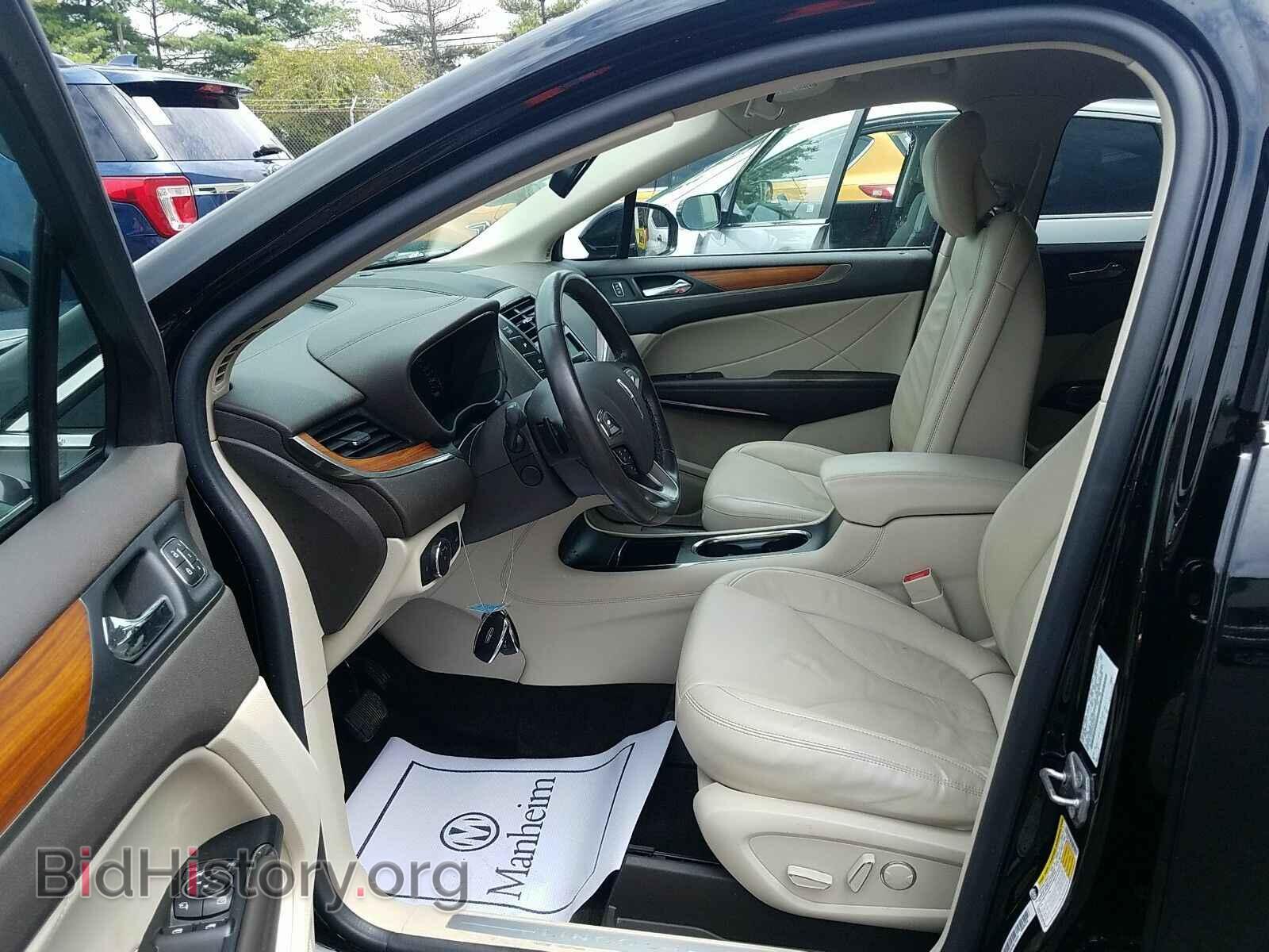 2017 Lincoln MKC - VIN: 5LMCJ2D97HUL01814 - Фото 3