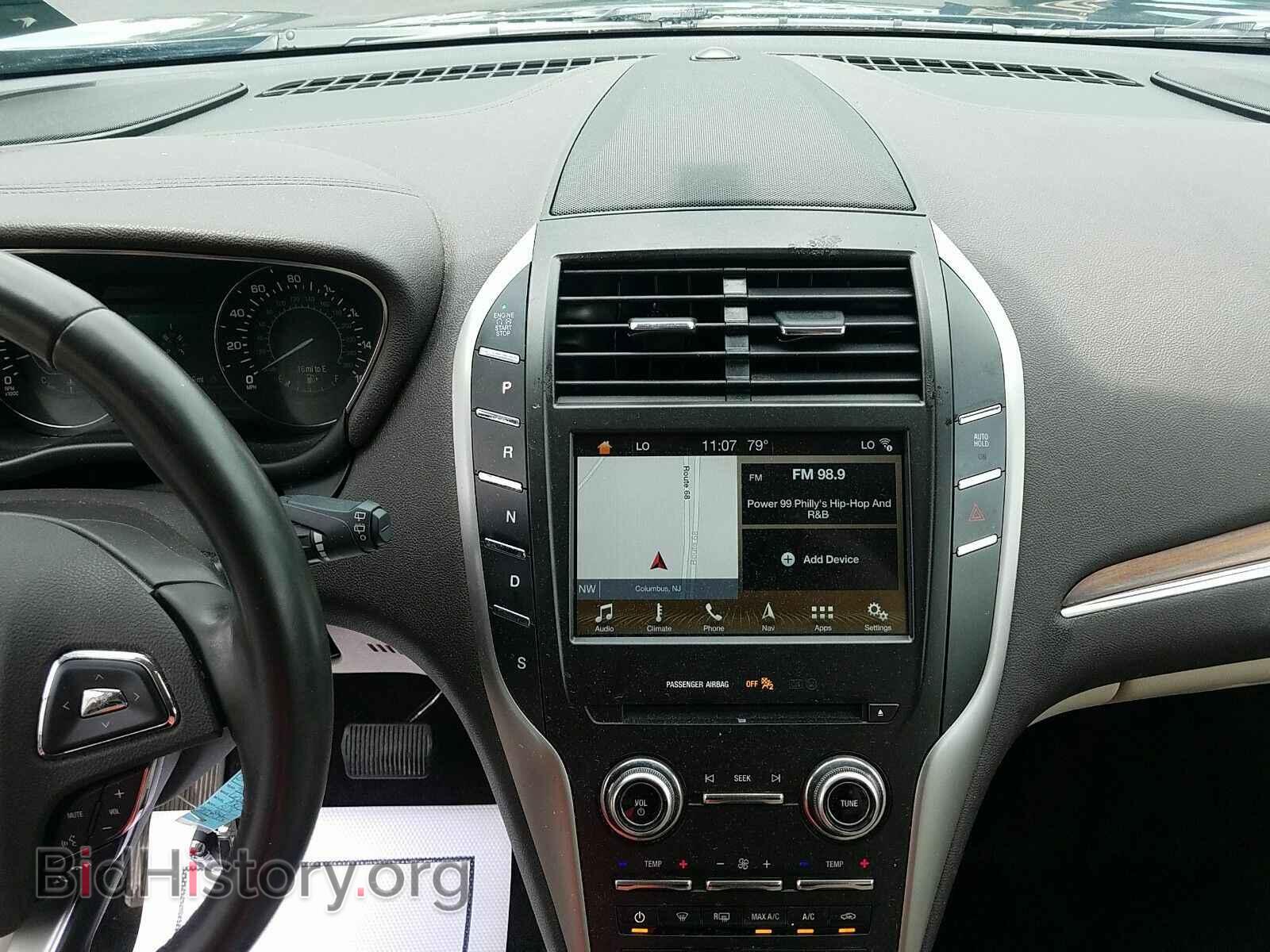 2017 Lincoln MKC - VIN: 5LMCJ2D97HUL01814 - Фото 4
