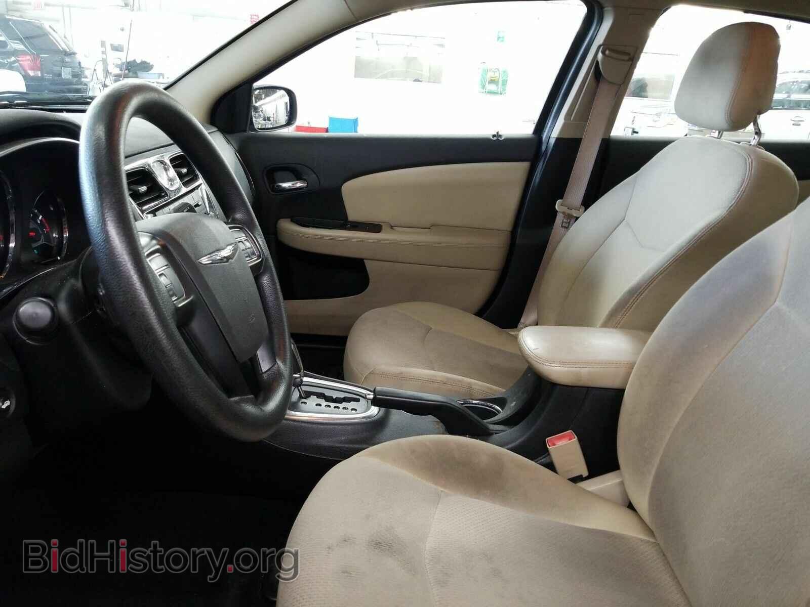 2012 Chrysler 200 - VIN: 1C3CCBAB4CN199694 - Фото 3