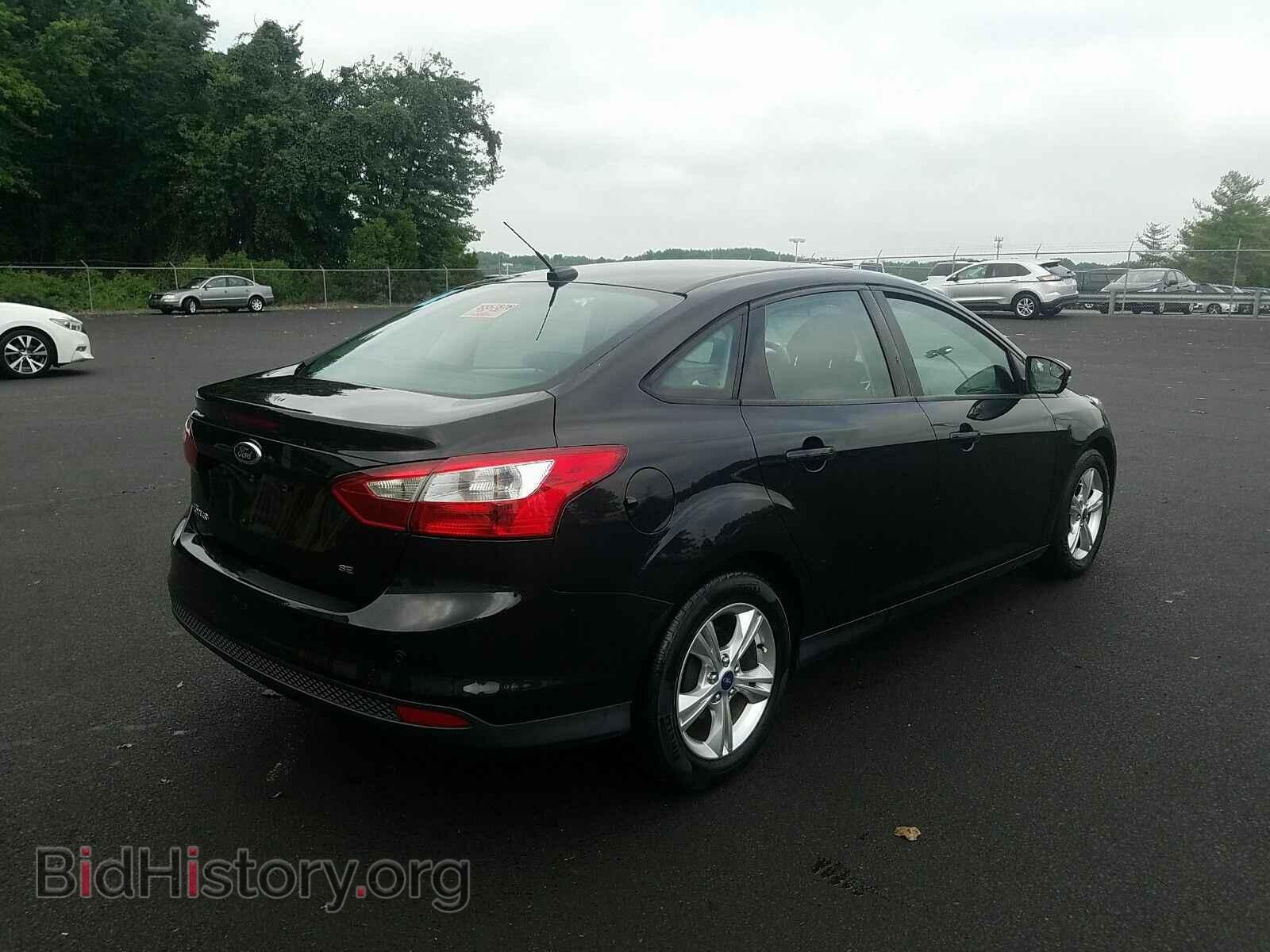 2013 Ford Focus - VIN: 1FADP3F28DL231505 - Фото 2
