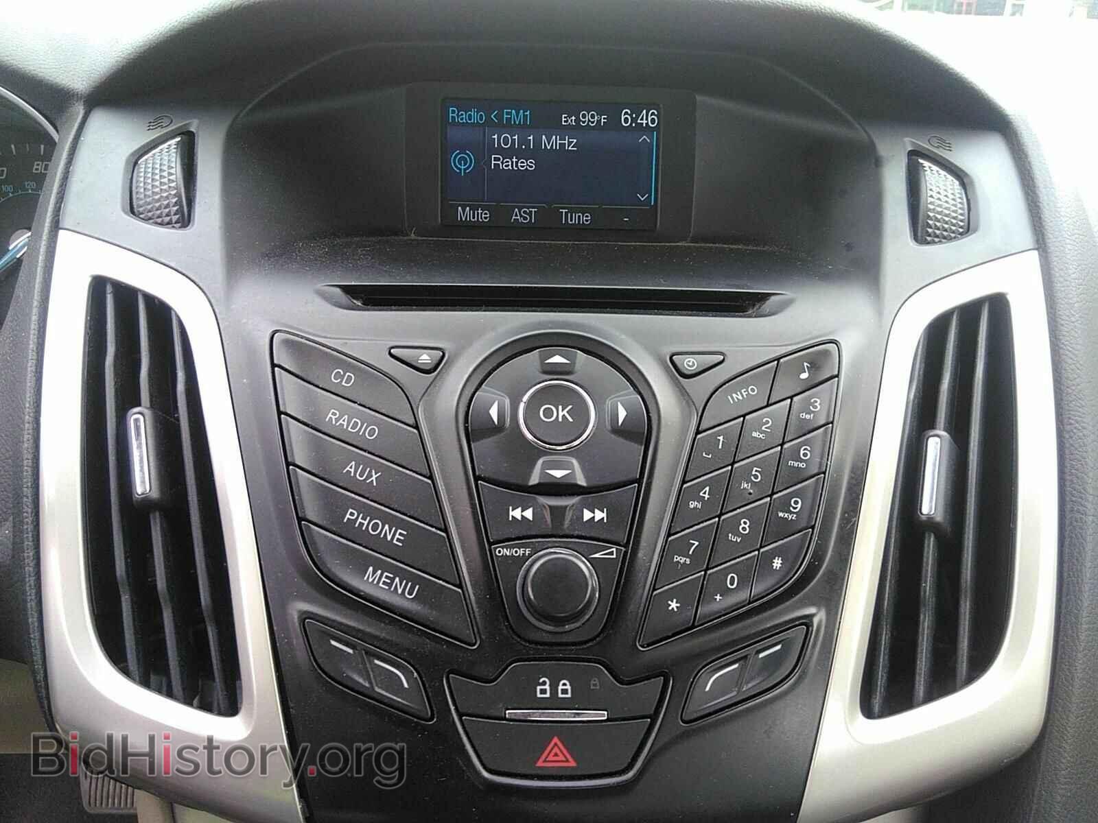 2013 Ford Focus - VIN: 1FADP3F26DL199458 - Photo 4