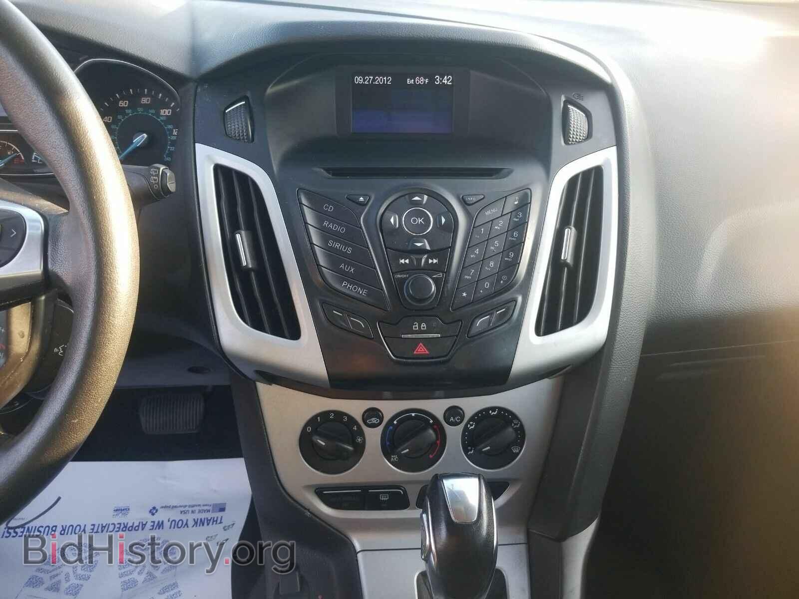 2013 Ford Focus - VIN: 1FADP3K20DL132926 - Photo 4