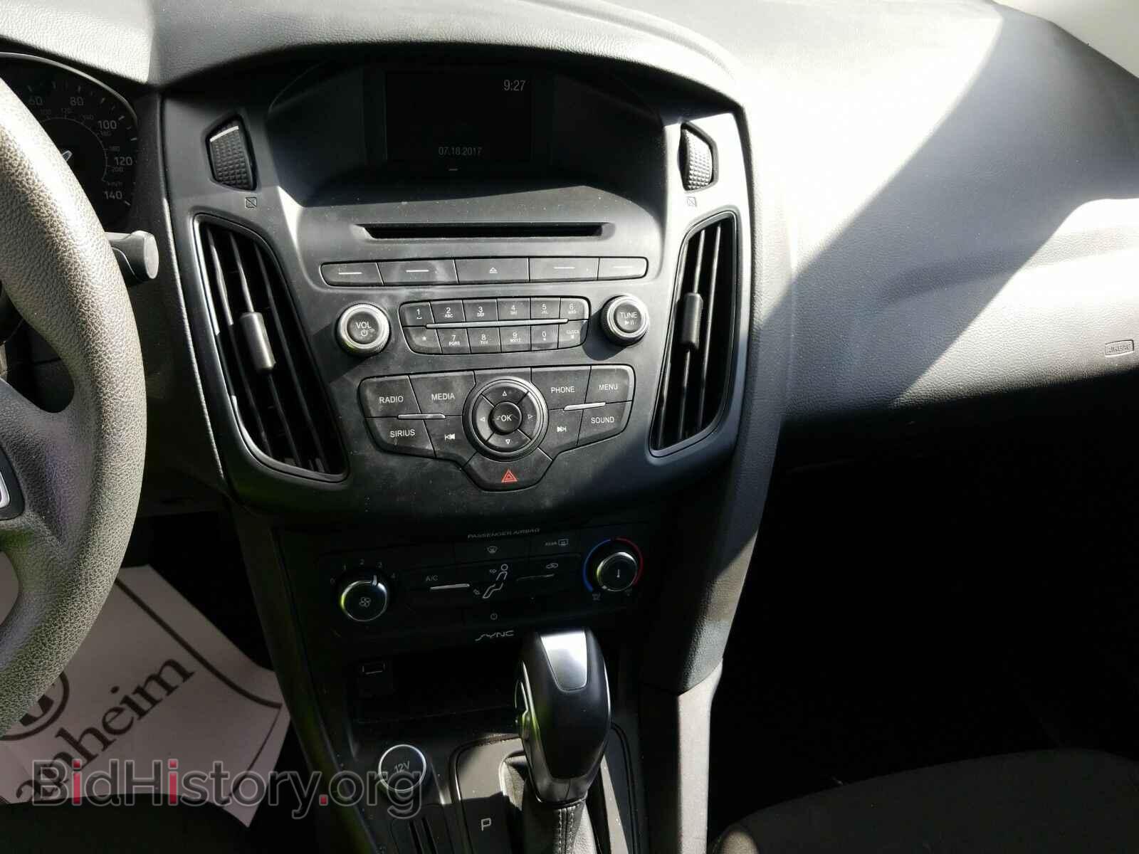 2015 Ford Focus - VIN: 1FADP3F25FL230556 - Фото 4