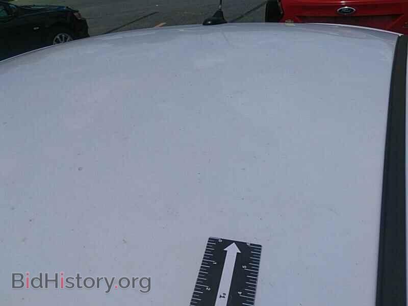 2013 Chrysler 200 - VIN: 1C3CCBBB8DN693864 - Фото 10