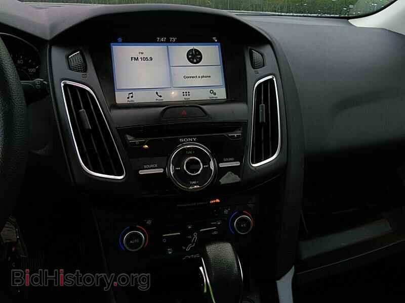 2018 Ford Focus - VIN: 1FADP3M29JL317131 - Фото 4