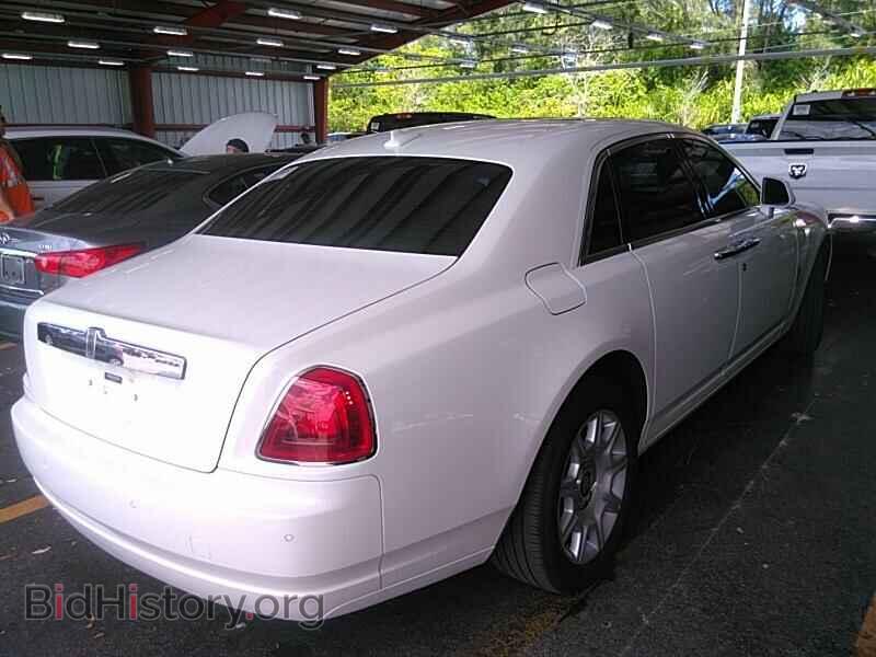 2014 Rolls-Royce Ghost - VIN: SCA664S59EUX52652 - Фото 2