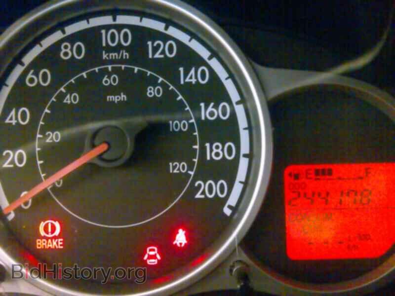 2011 Mazda Mazda2 - VIN: JM1DE1HY1B0112117 - Фото 5