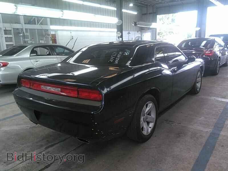 2014 Dodge Challenger - VIN: 2C3CDYAG3EH204567 - Фото 2
