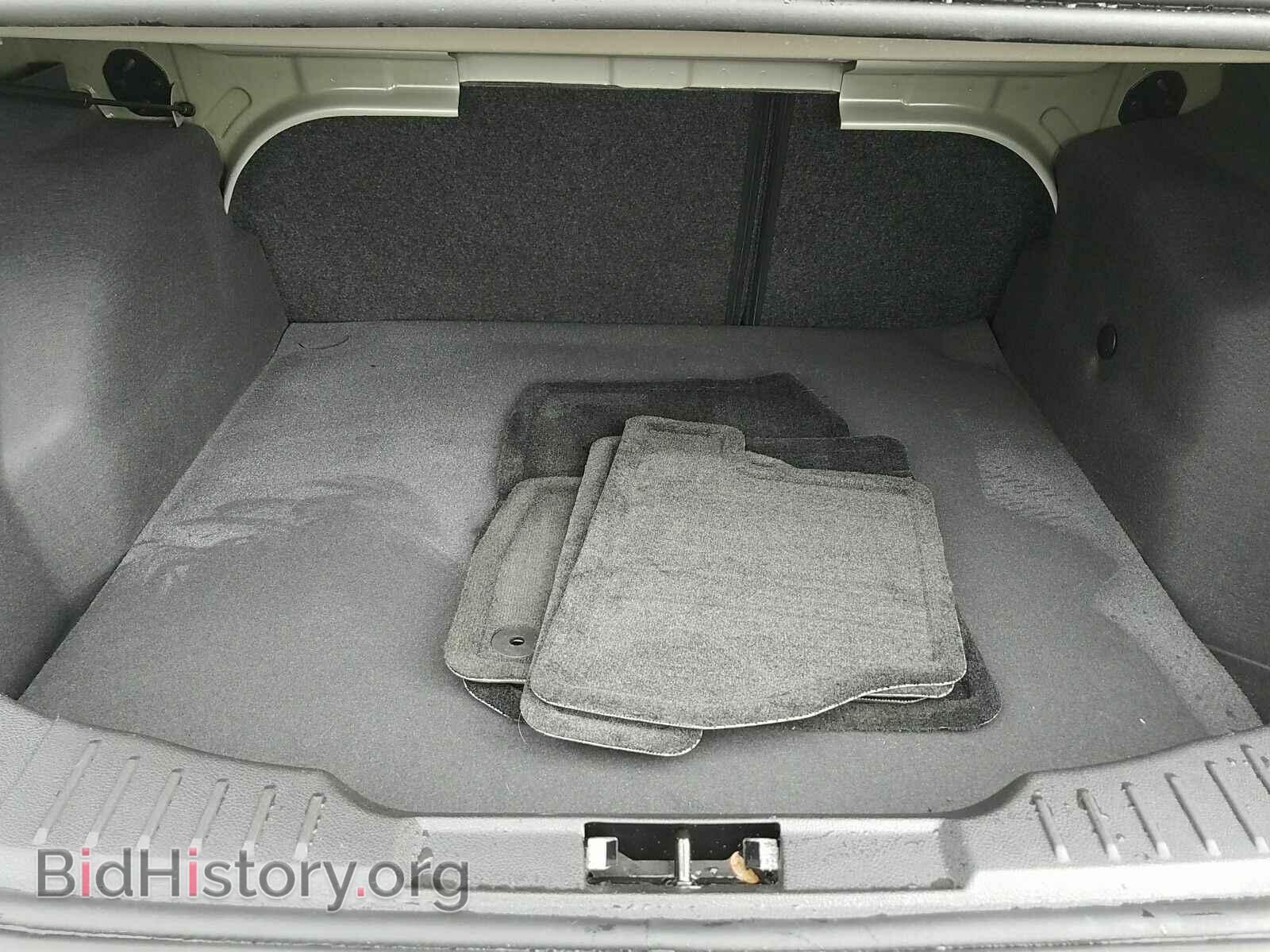 2018 Ford Focus - VIN: 1FADP3F28JL308188 - Фото 7