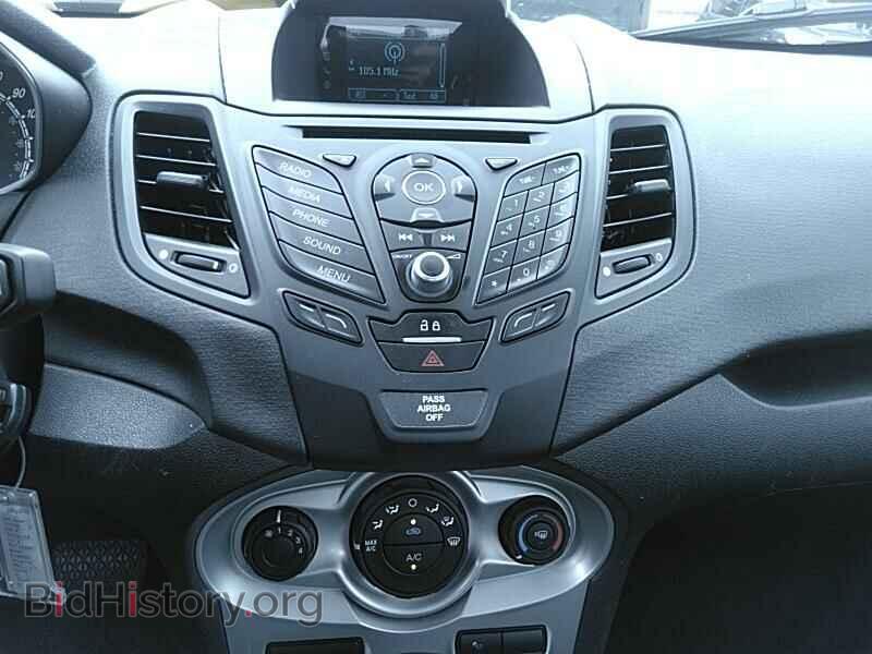 2017 Ford Fiesta - VIN: 3FADP4BJ9HM135549 - Фото 4