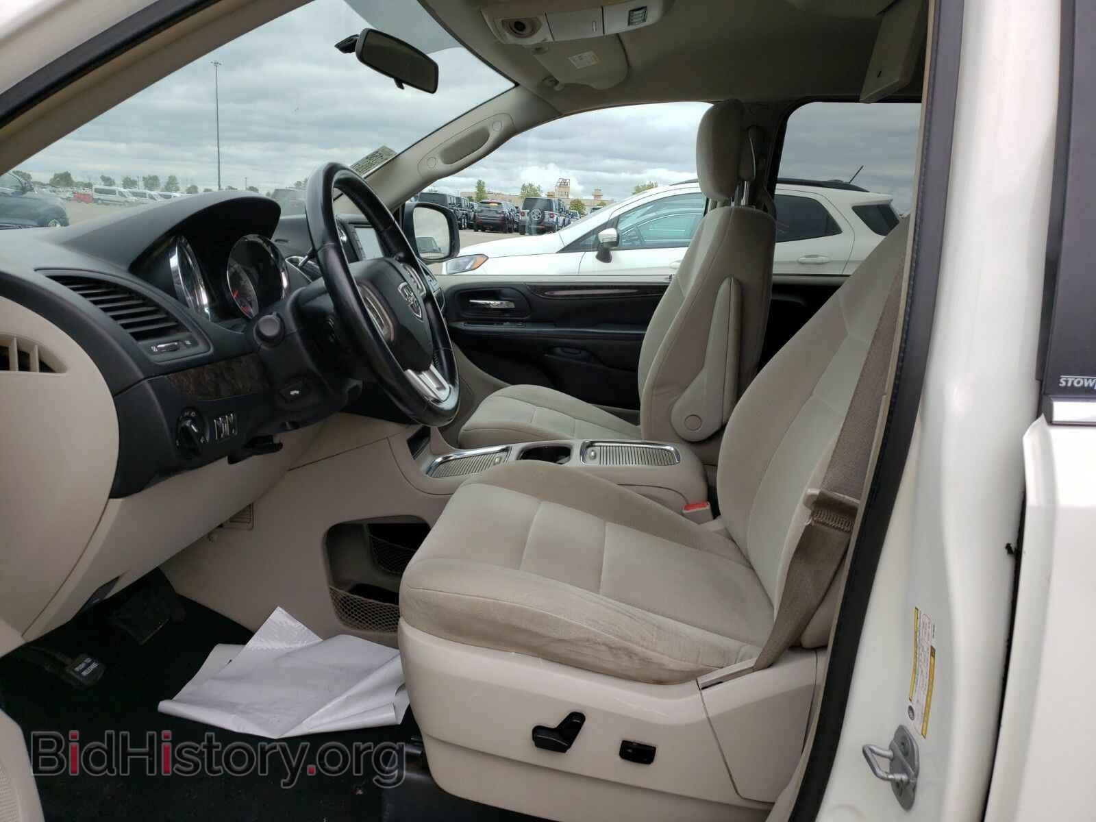 2011 Dodge Grand Caravan - VIN: 2D4RN5DG9BR705582 - Фото 3