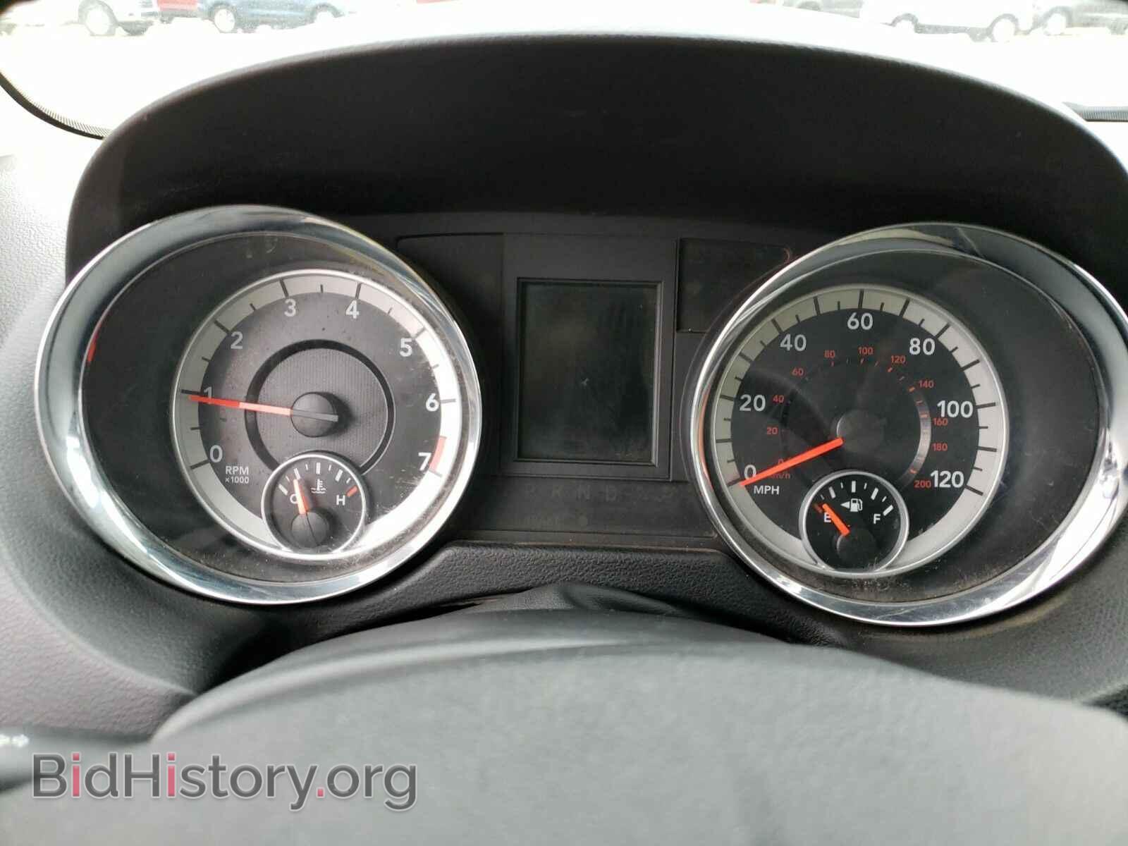 2011 Dodge Grand Caravan - VIN: 2D4RN5DG9BR705582 - Фото 5