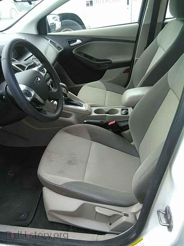 2013 Ford Focus - VIN: 1FADP3F22DL185444 - Photo 3