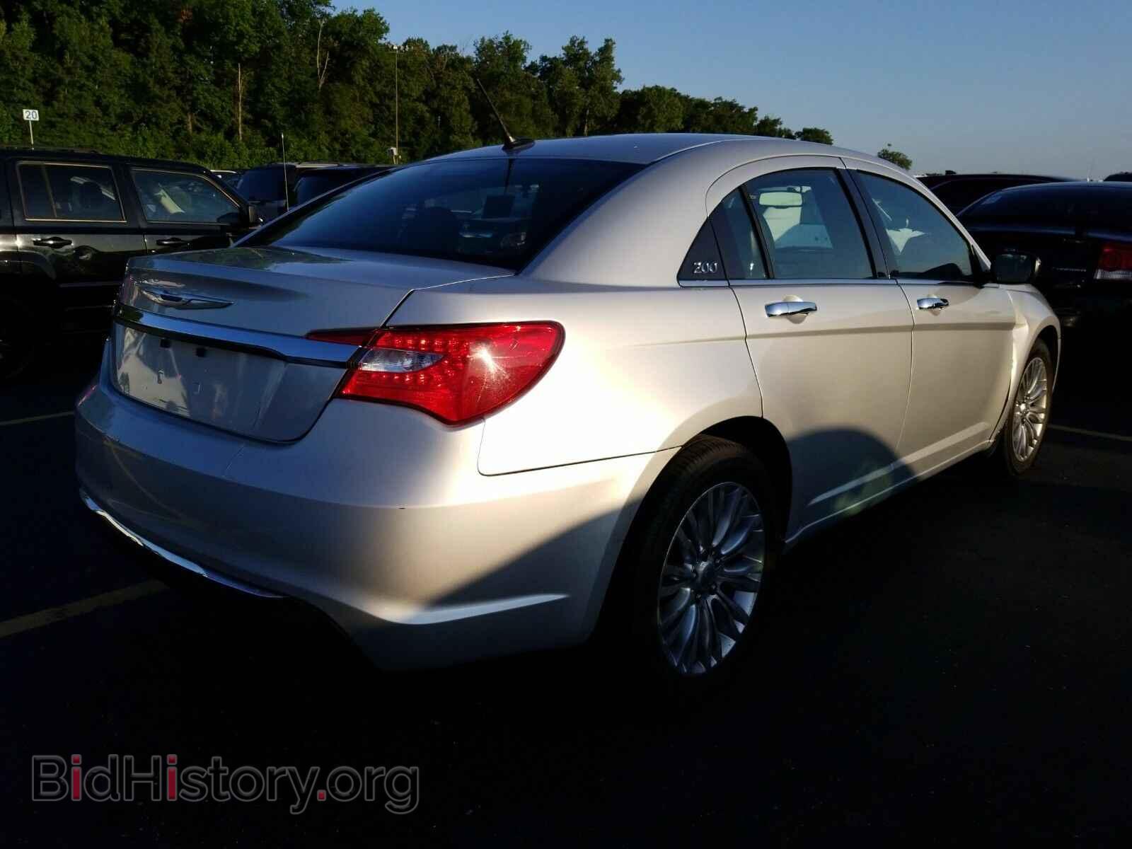 2012 Chrysler 200 - VIN: 1C3CCBCB3CN230317 - Фото 2