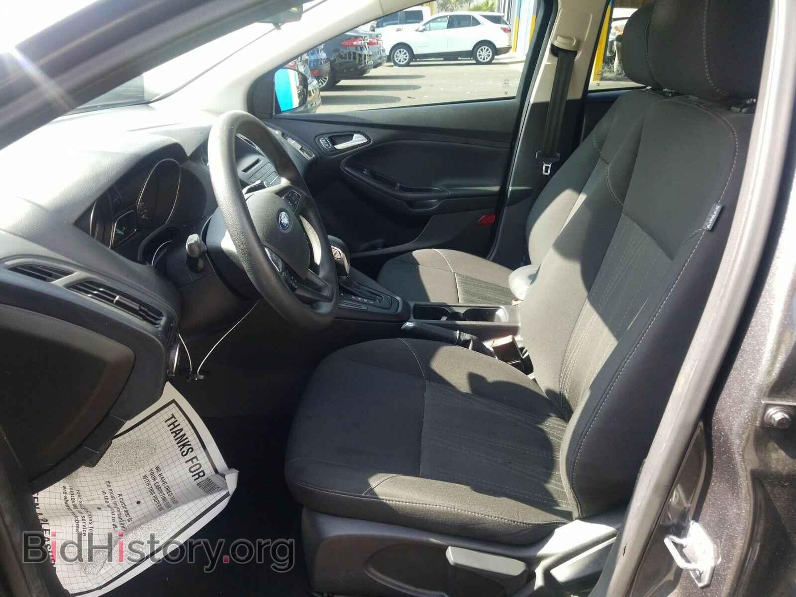 2017 Ford Focus - VIN: 1FADP3F20HL206152 - Фото 3