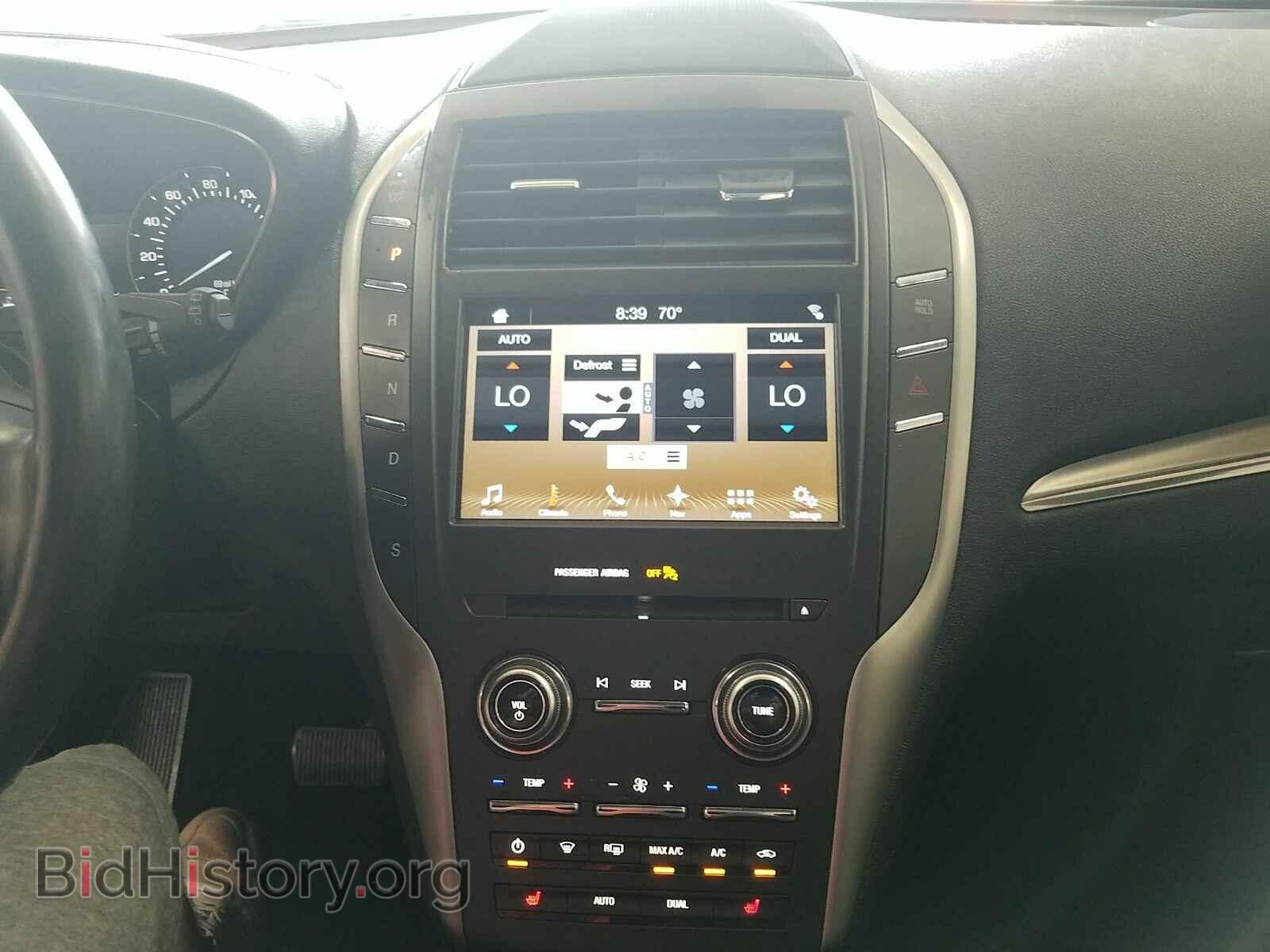 2017 Lincoln MKC - VIN: 5LMCJ2D98HUL08254 - Фото 4
