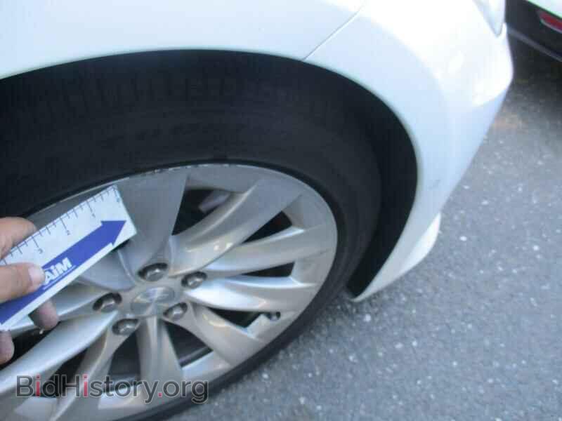 2016 Tesla Model S - VIN: 5YJSA1E20GF139580 - Фото 8