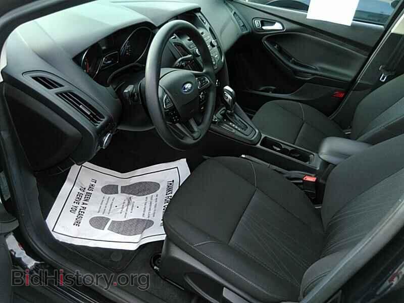 2016 Ford Focus - VIN: 1FADP3F21GL378057 - Photo 3