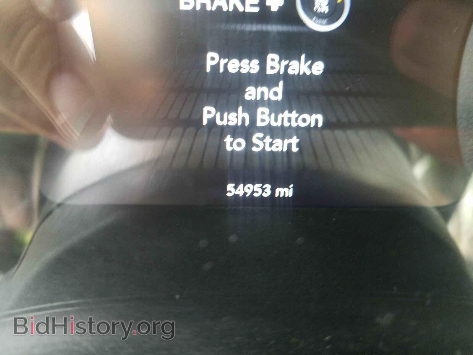 2016 Dodge Challenger - VIN: 2C3CDZAG3GH130947 - Photo 5