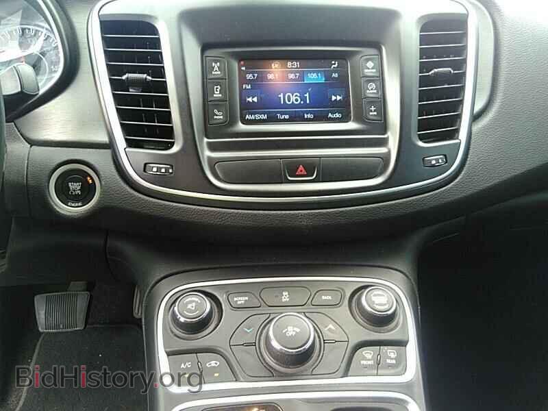 2016 Chrysler 200 - VIN: 1C3CCCAB2GN126867 - Фото 4