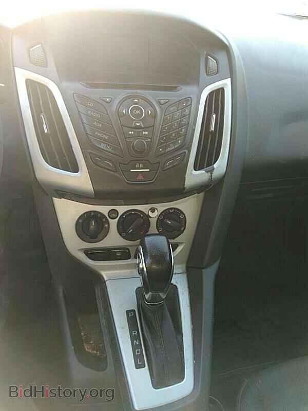 2013 Ford Focus - VIN: 1FADP3F23DL164859 - Photo 4