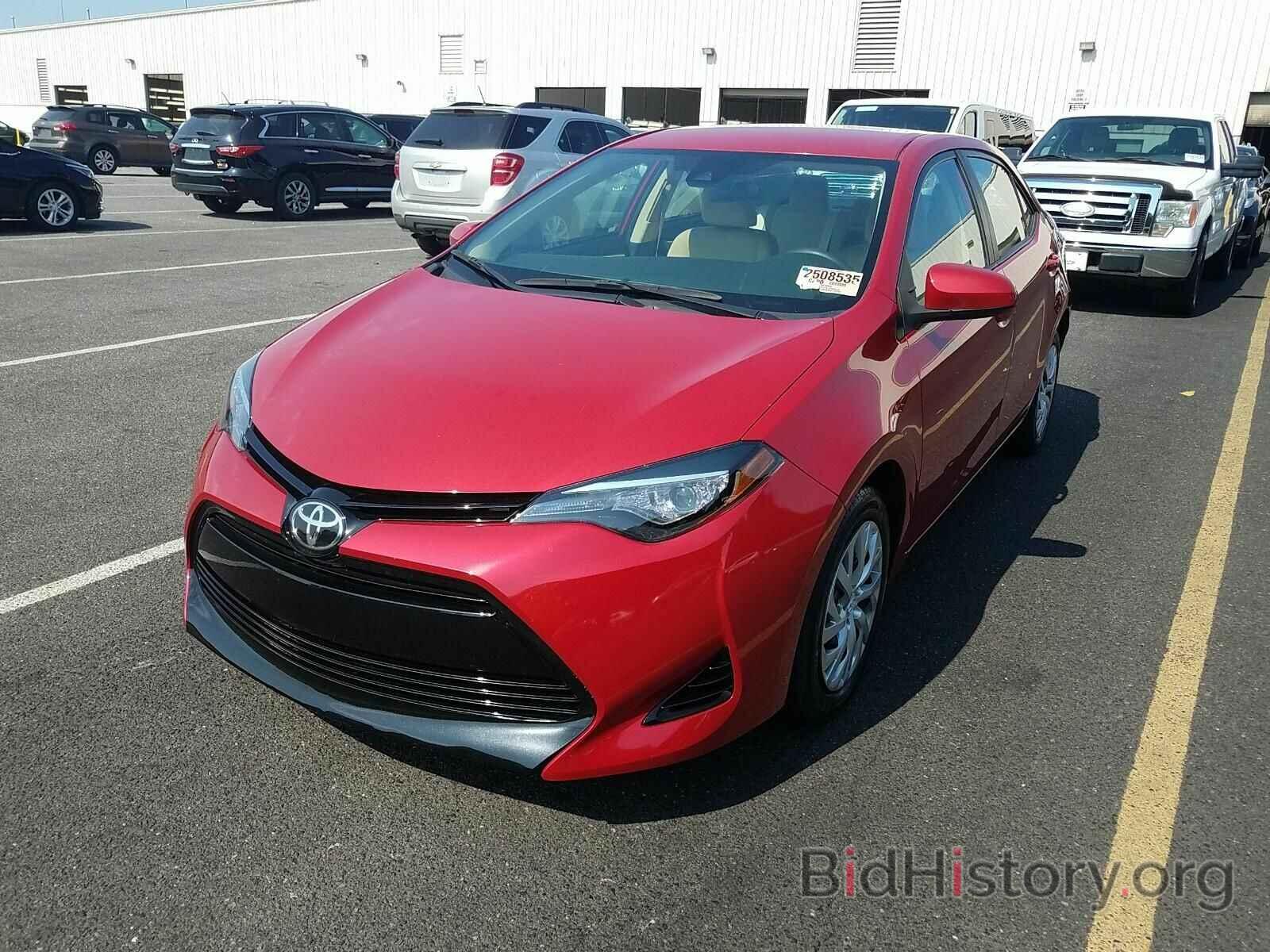 Photo 2T1BURHEXHC776297 - Toyota Corolla 2017