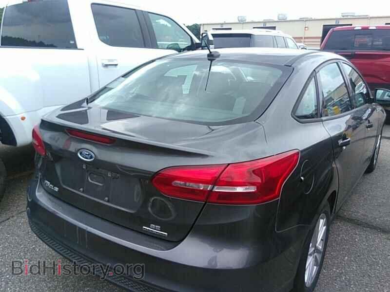 2016 Ford Focus - VIN: 1FADP3F25GL359544 - Photo 2