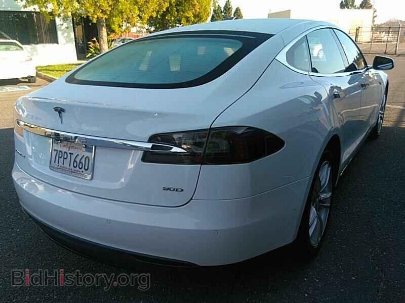 2015 Tesla Model S - VIN: 5YJSA1E26FF107828 - Photo 2