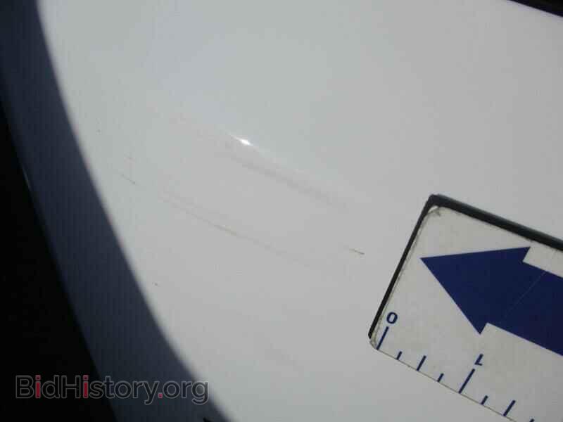 2015 Tesla Model S - VIN: 5YJSA1E26FF107828 - Photo 16